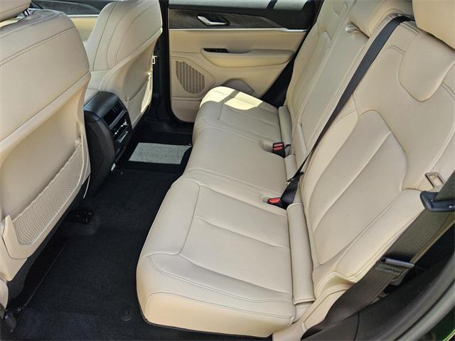 new 2025 Jeep Grand Cherokee car, priced at $48,010