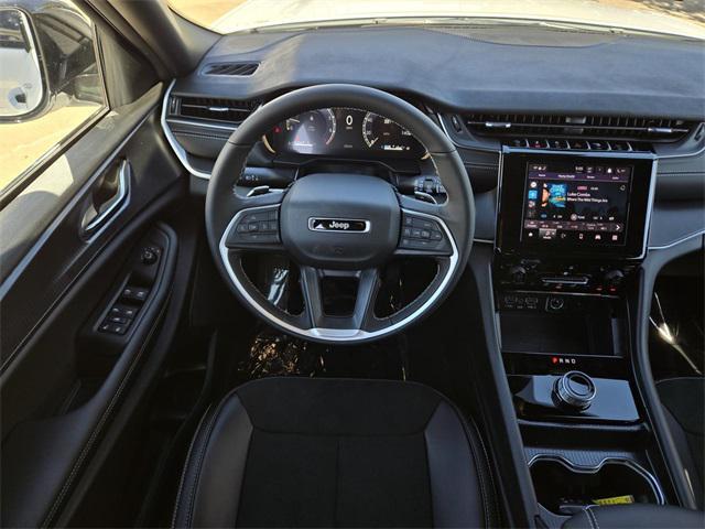 new 2025 Jeep Grand Cherokee L car