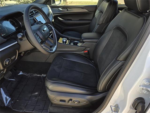 new 2025 Jeep Grand Cherokee L car