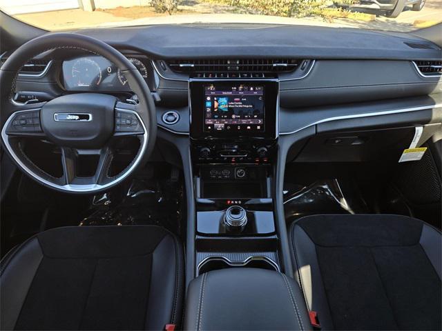 new 2025 Jeep Grand Cherokee L car