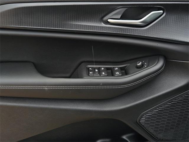 new 2025 Jeep Grand Cherokee L car, priced at $42,330