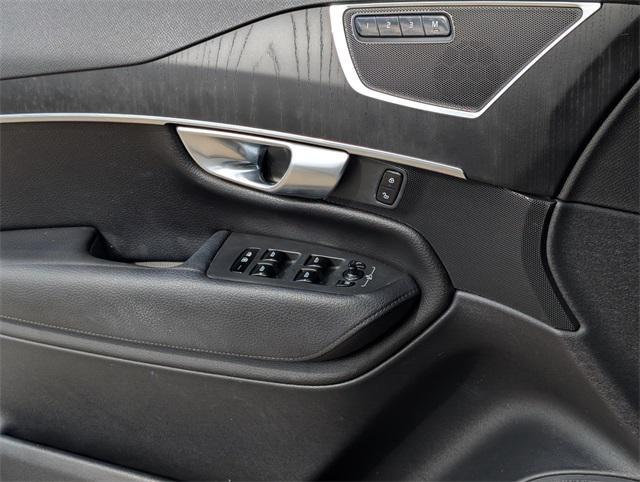 used 2020 Volvo XC90 car, priced at $19,250