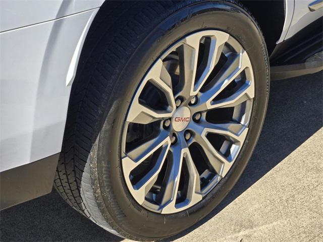 used 2024 GMC Yukon car, priced at $73,938