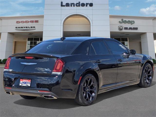 used 2020 Chrysler 300 car, priced at $27,605