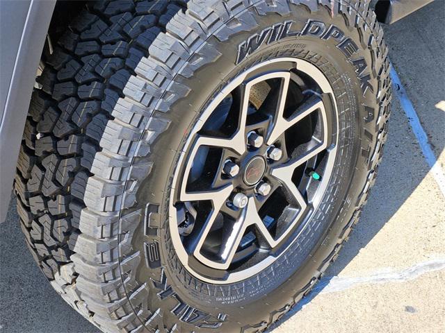 new 2025 Jeep Gladiator car, priced at $53,375
