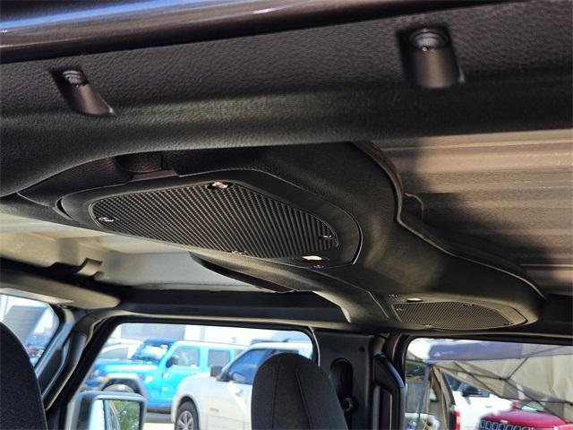 new 2025 Jeep Wrangler car, priced at $46,650