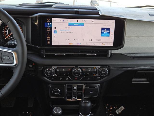 new 2025 Jeep Wrangler car, priced at $46,650