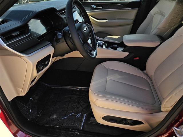 new 2025 Jeep Grand Cherokee L car, priced at $44,672