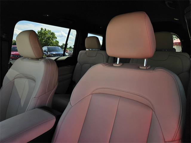 new 2025 Jeep Grand Cherokee L car, priced at $44,672