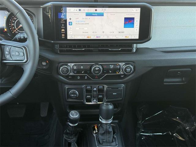 new 2025 Jeep Wrangler car, priced at $51,070