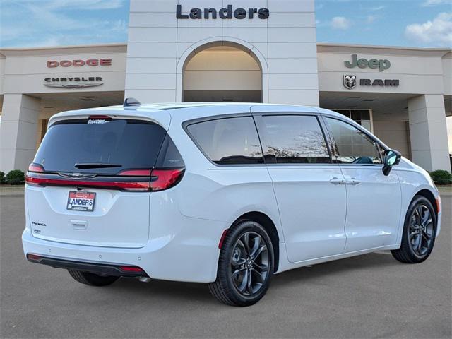 new 2026 Chrysler Pacifica car, priced at $47,290