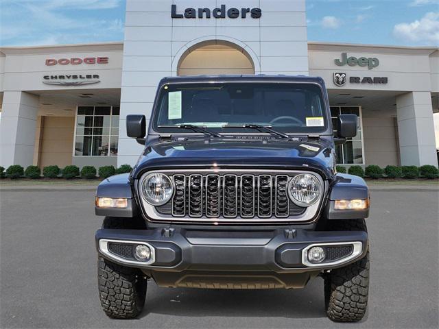 new 2025 Jeep Gladiator car, priced at $44,407