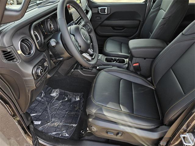 new 2025 Jeep Gladiator car, priced at $44,407