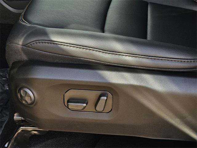 new 2025 Jeep Gladiator car, priced at $44,407