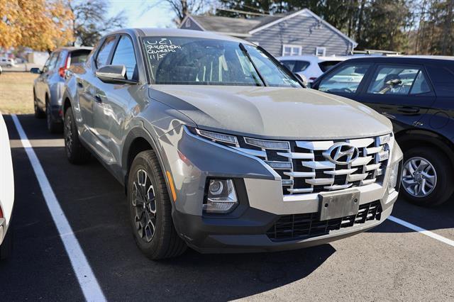 used 2022 Hyundai Santa Cruz car, priced at $21,900