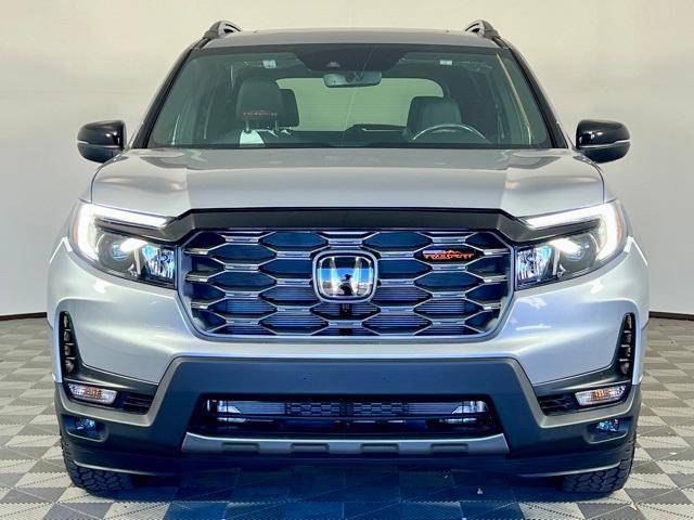 new 2025 Honda Passport car, priced at $45,536