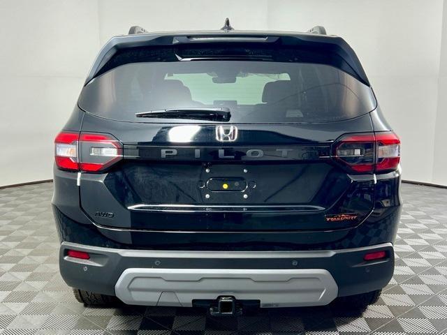 new 2025 Honda Pilot car, priced at $50,535