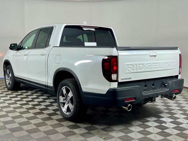new 2025 Honda Ridgeline car, priced at $42,360