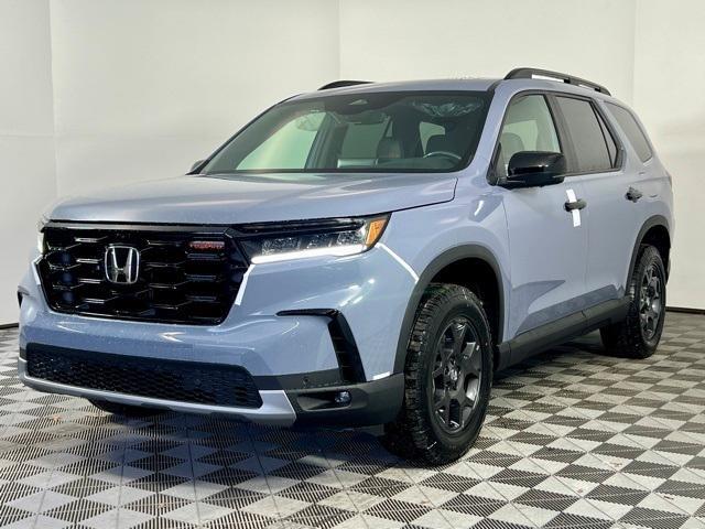 new 2025 Honda Pilot car, priced at $50,000