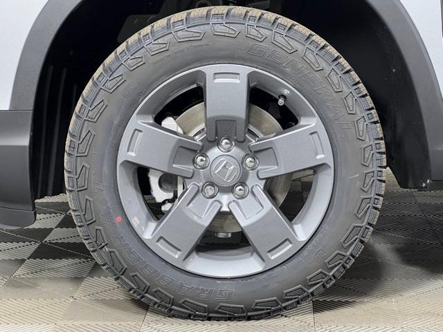 new 2025 Honda Ridgeline car, priced at $44,030