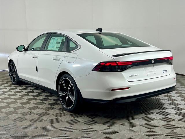 new 2025 Honda Accord Hybrid car, priced at $35,135