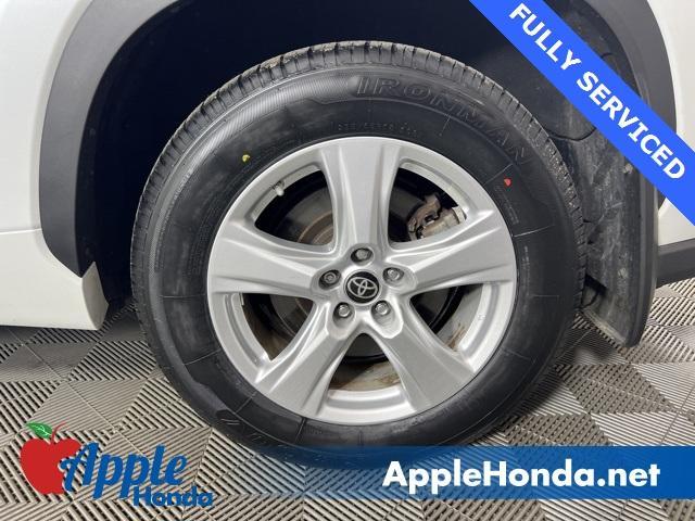 used 2022 Toyota Highlander Hybrid car, priced at $34,335
