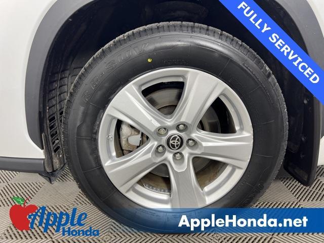 used 2022 Toyota Highlander Hybrid car, priced at $34,335