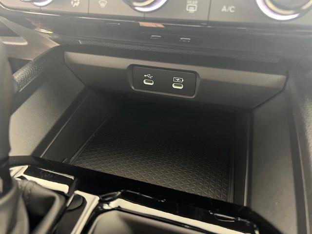 new 2025 Honda Accord Hybrid car, priced at $35,135