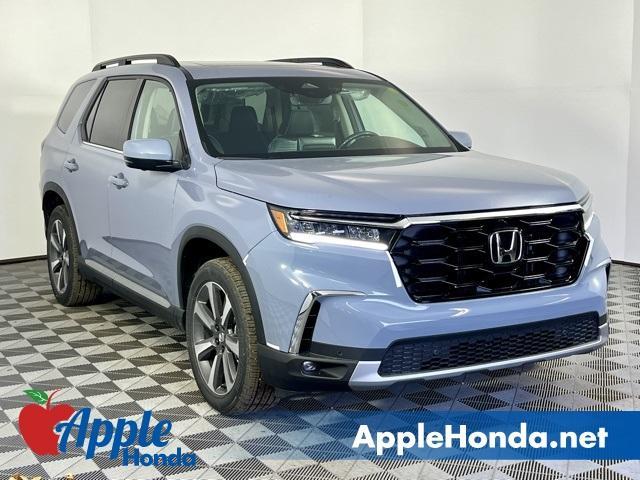 new 2025 Honda Pilot car, priced at $53,180