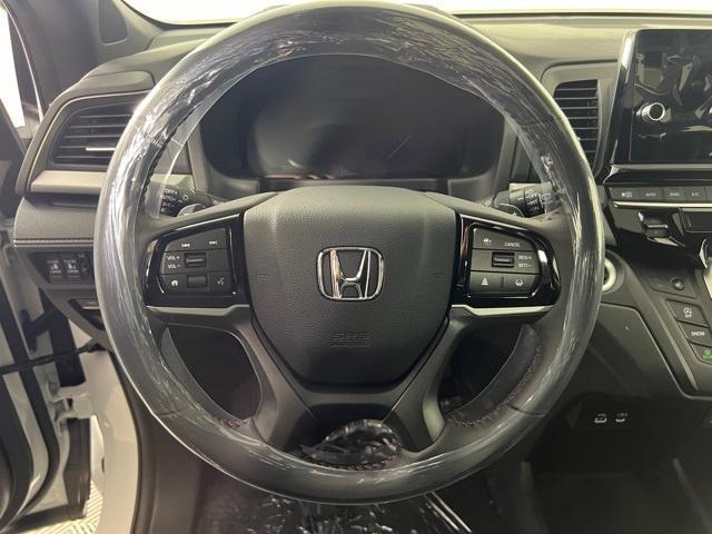 new 2025 Honda Odyssey car, priced at $44,580