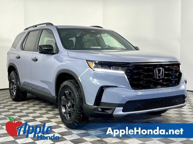 new 2025 Honda Pilot car, priced at $50,810