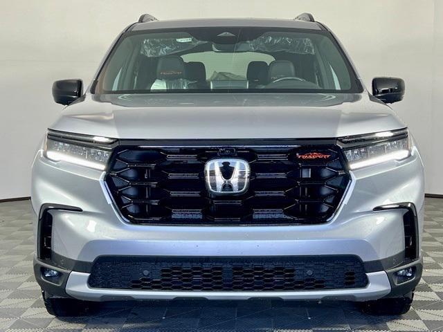 new 2025 Honda Pilot car, priced at $50,780