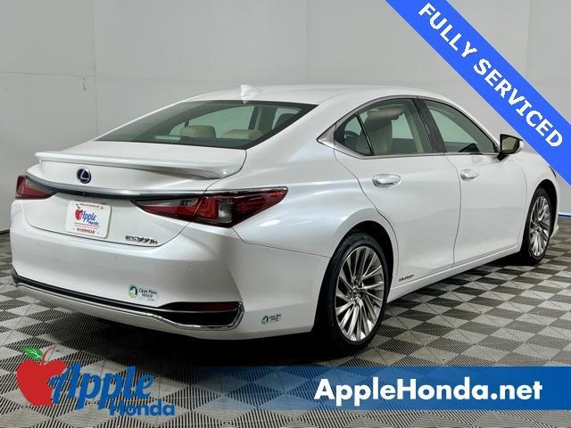 used 2019 Lexus ES 300h car, priced at $27,453