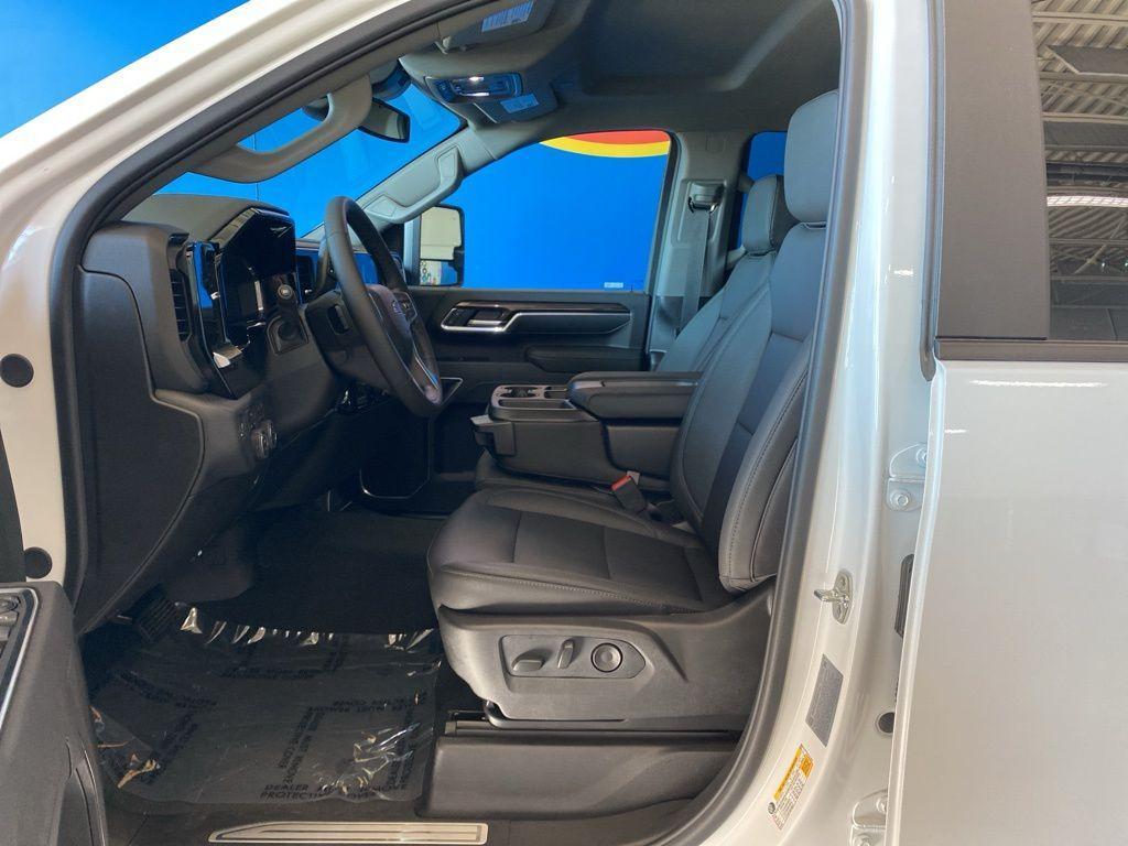 new 2026 Chevrolet Silverado 3500 car, priced at $62,967