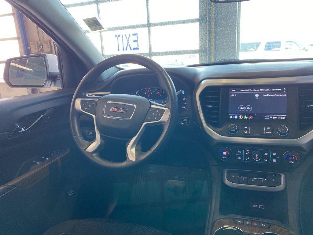 used 2023 GMC Acadia car, priced at $31,999