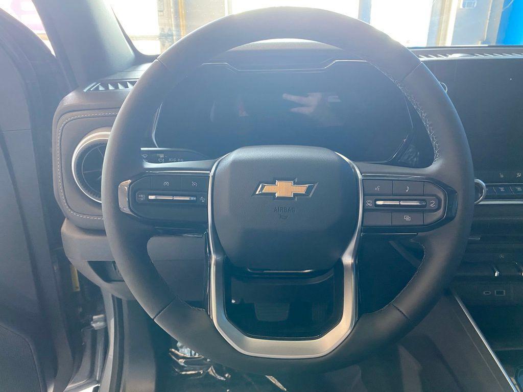 new 2025 Chevrolet Colorado car, priced at $38,565