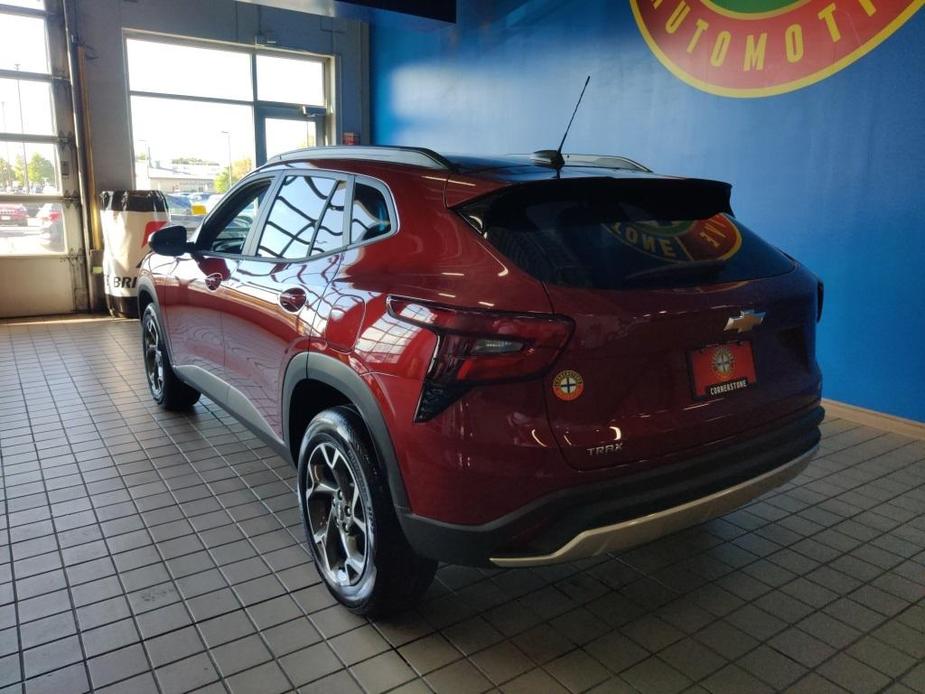 new 2025 Chevrolet Trax car, priced at $23,985