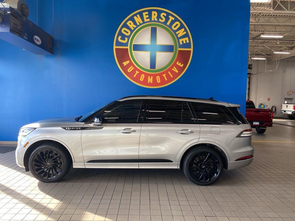 used 2024 Lincoln Aviator car, priced at $56,995