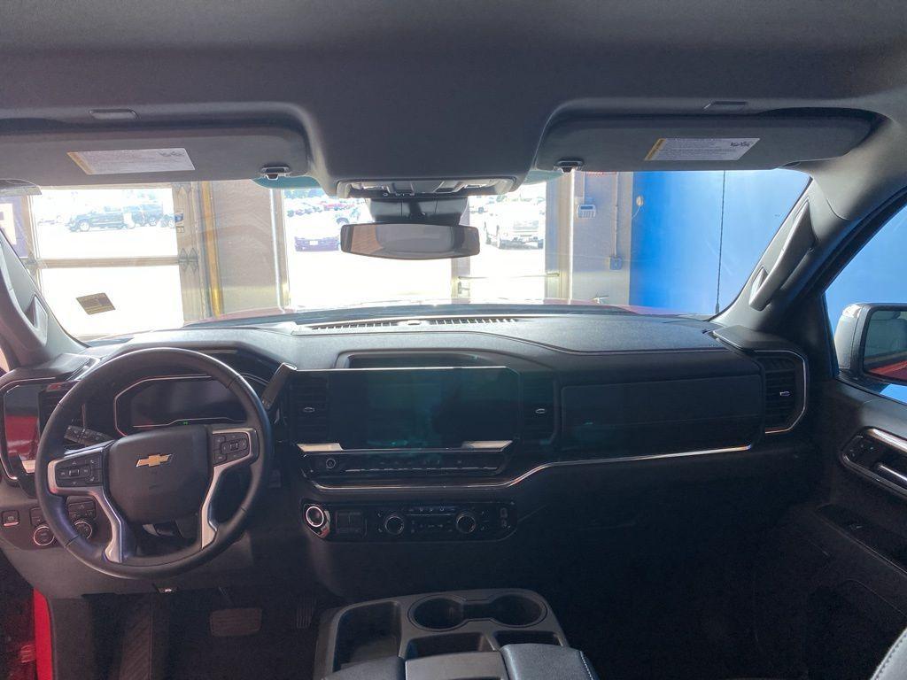 used 2025 Chevrolet Silverado 1500 car, priced at $42,996