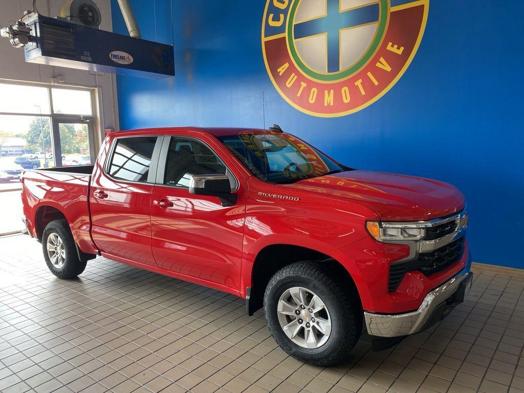 used 2025 Chevrolet Silverado 1500 car, priced at $42,996