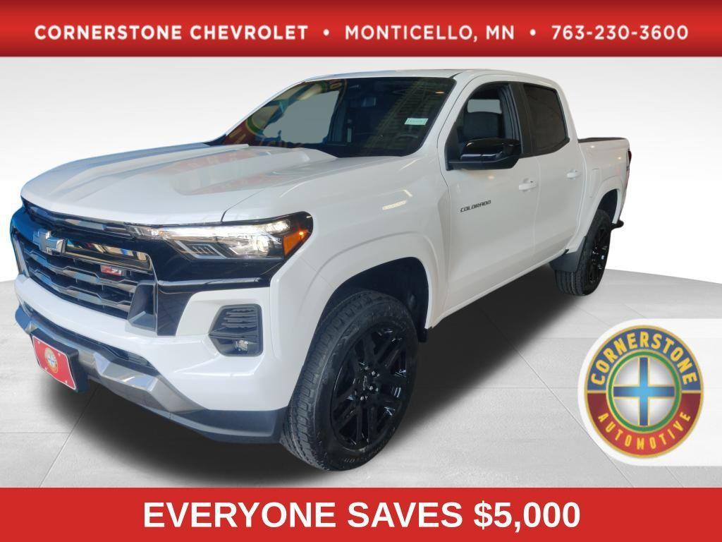 new 2024 Chevrolet Colorado car, priced at $40,015