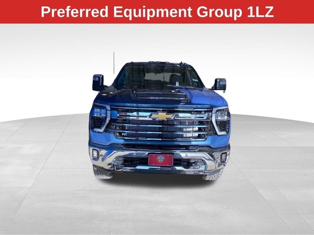 new 2025 Chevrolet Silverado 3500 car, priced at $72,205