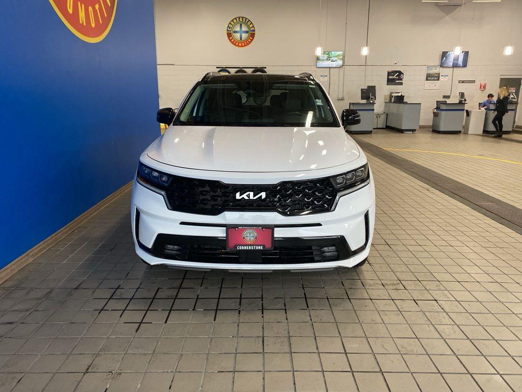 used 2022 Kia Sorento car, priced at $28,647
