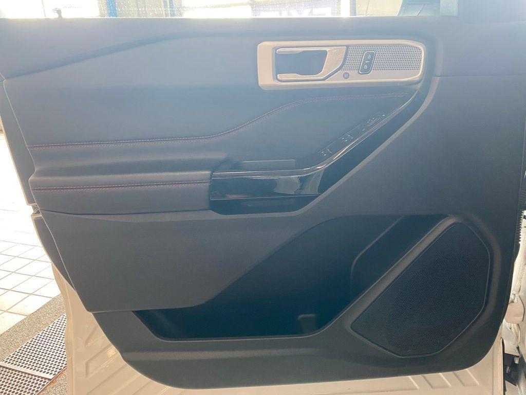 used 2022 Ford Explorer car, priced at $33,776