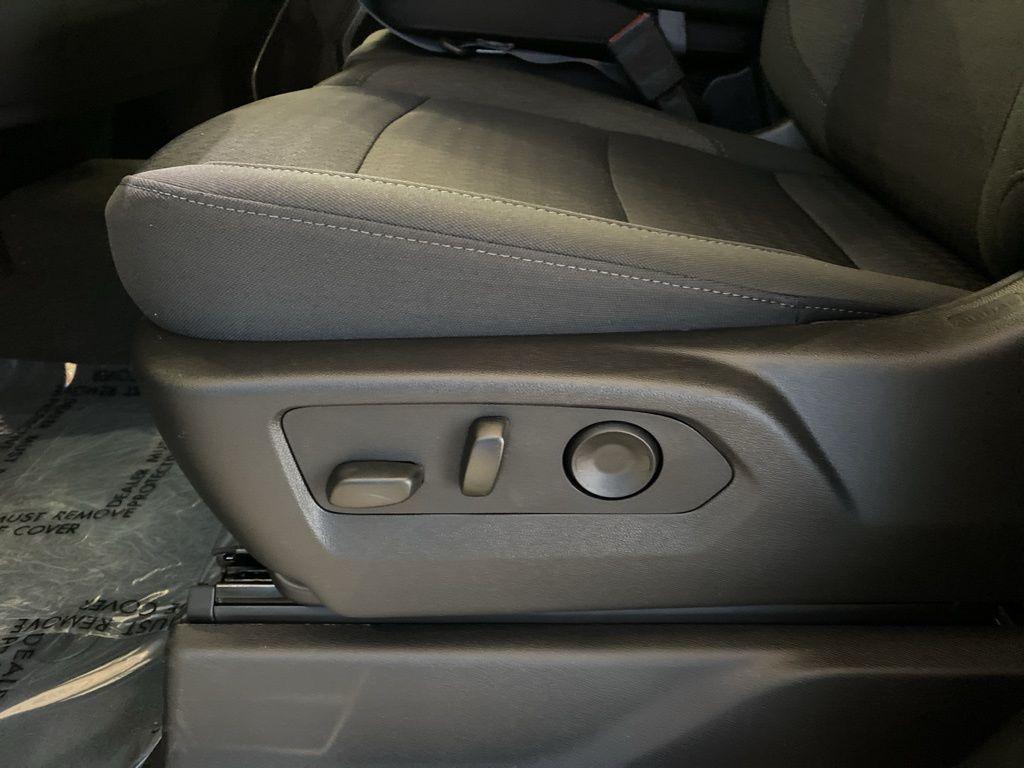 new 2025 Chevrolet Silverado 1500 car, priced at $46,999