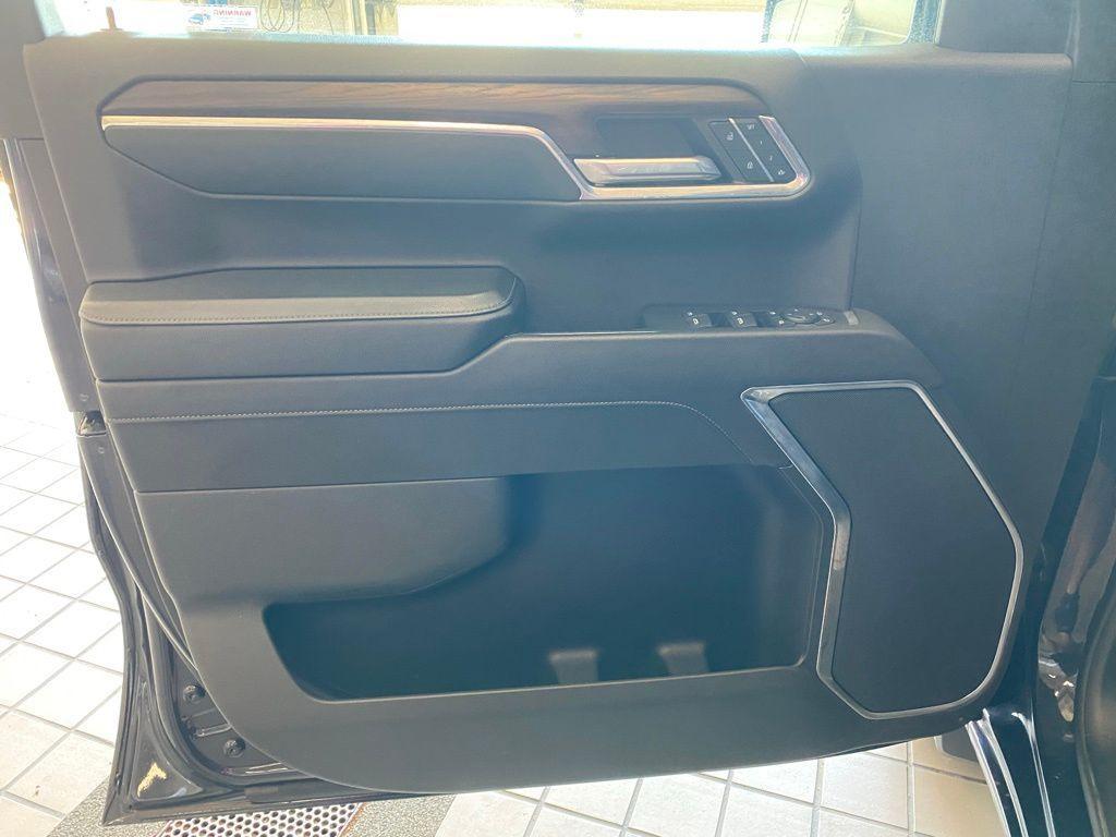 used 2024 GMC Sierra 1500 car, priced at $47,999