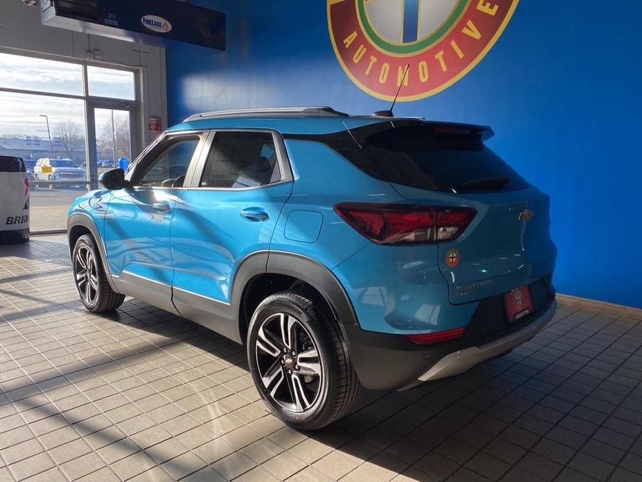 new 2025 Chevrolet TrailBlazer car, priced at $28,825