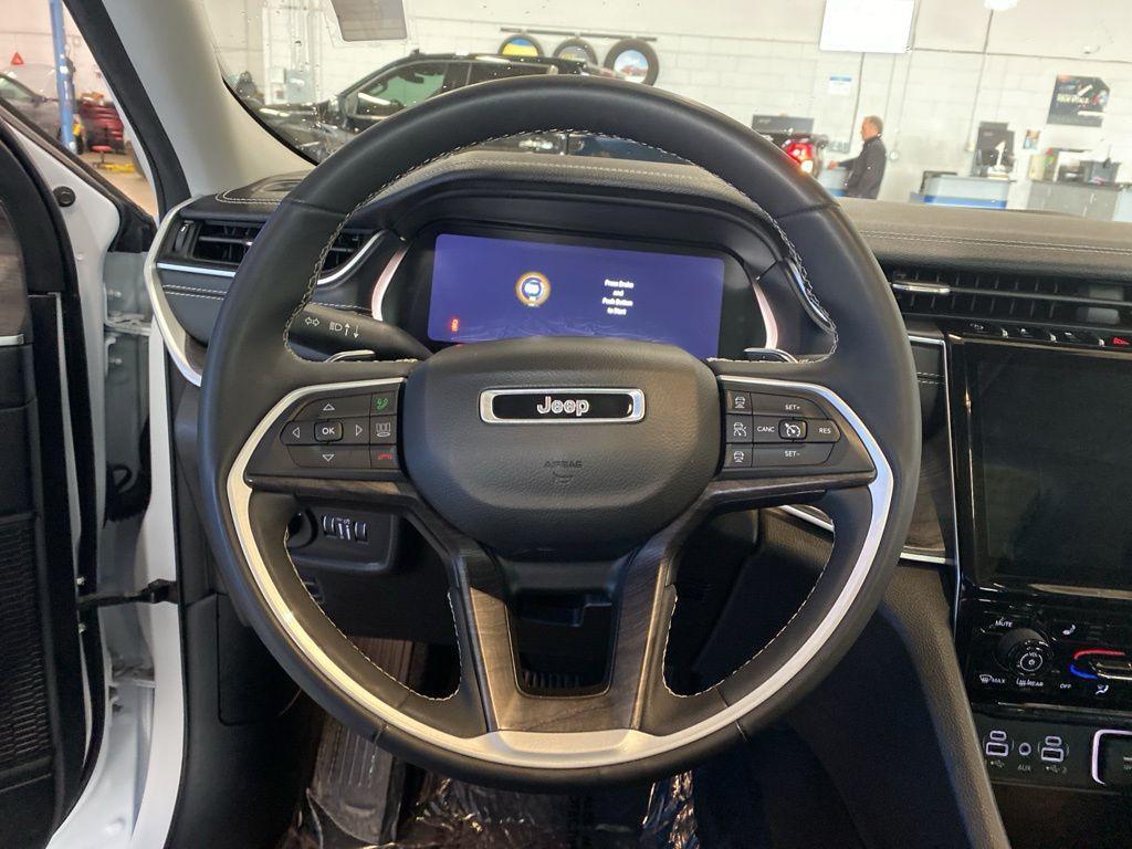 used 2023 Jeep Grand Cherokee car, priced at $31,997