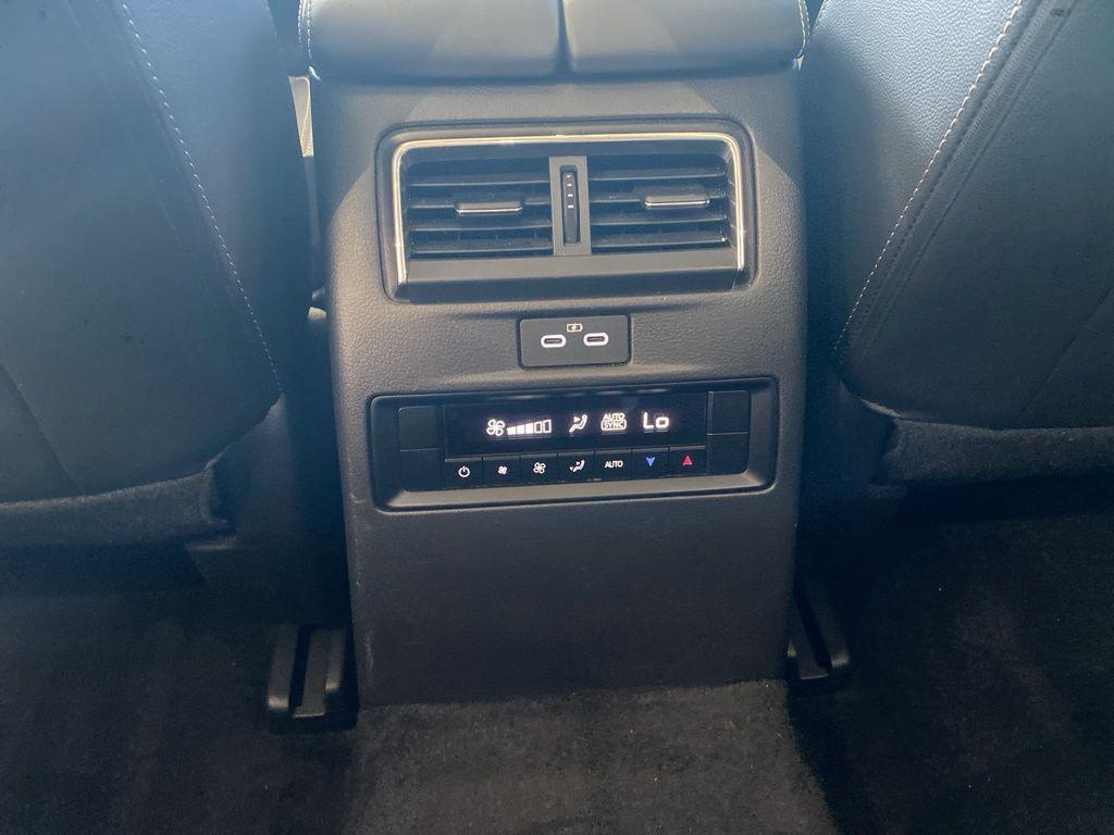 used 2024 Mazda CX-90 car, priced at $29,996