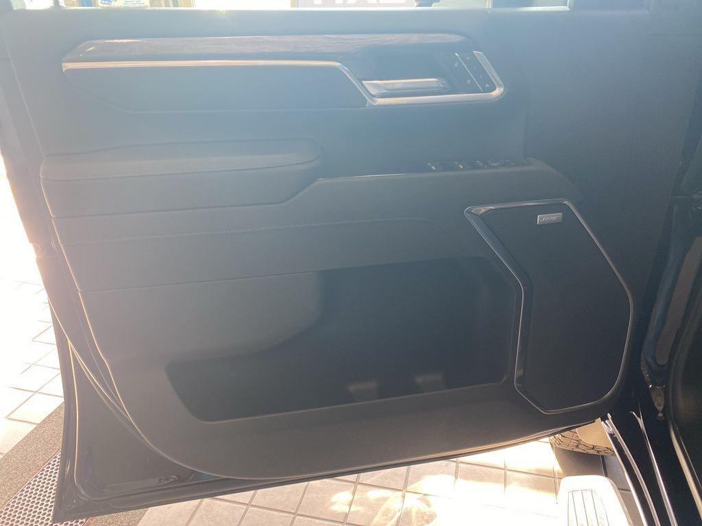 new 2026 Chevrolet Silverado 3500 car, priced at $77,467